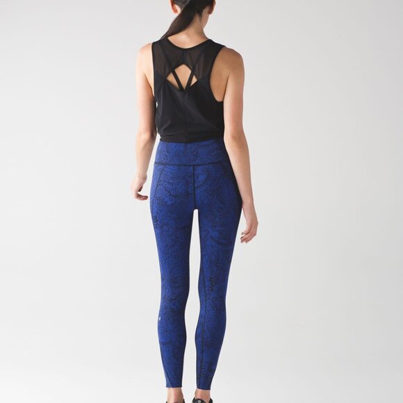 Lululemon Like Nothing Leggings 7/8 Tight - Antique Paisley Sapphire Blue Black - Picture 10 of 13
